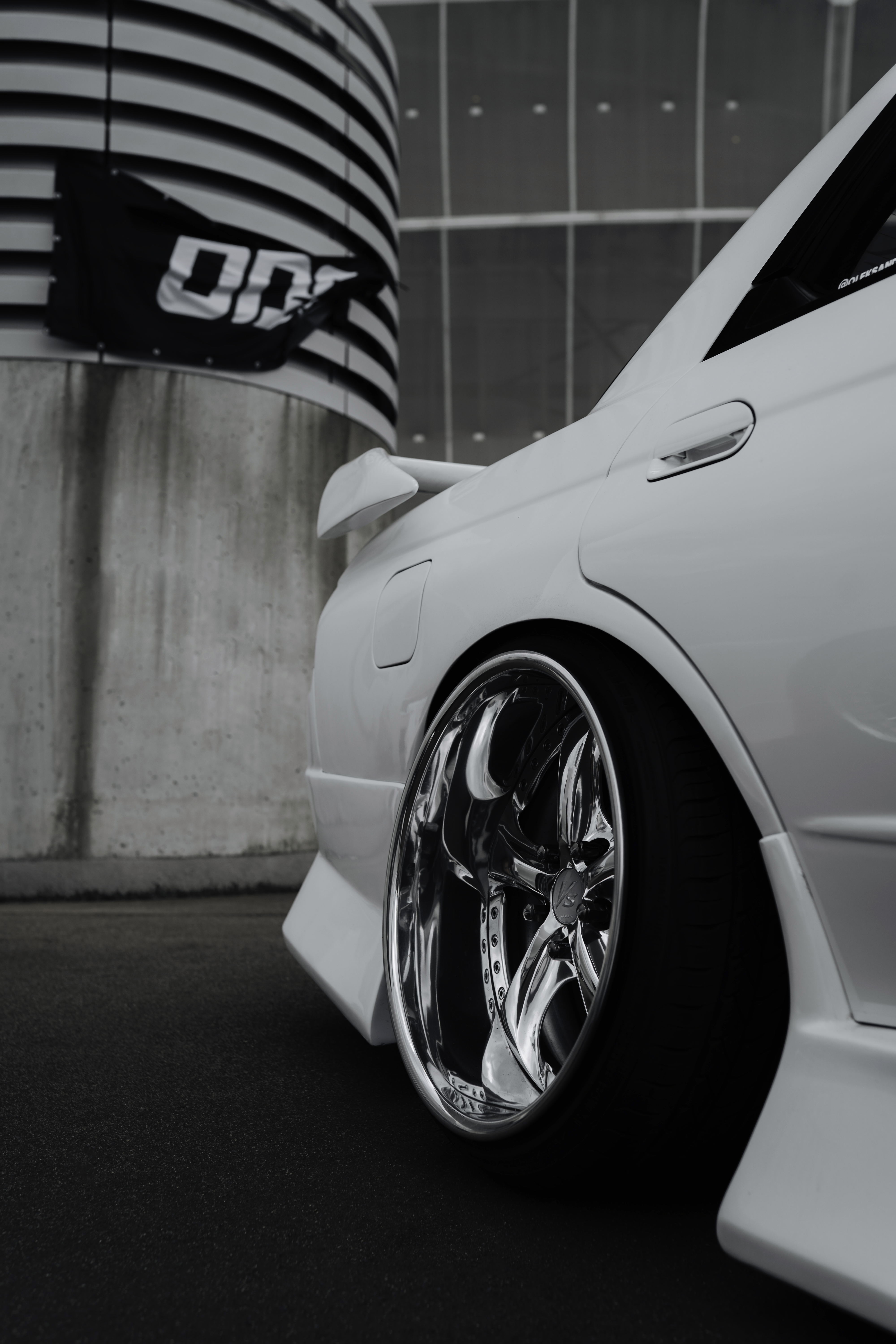 ULTRACE 08